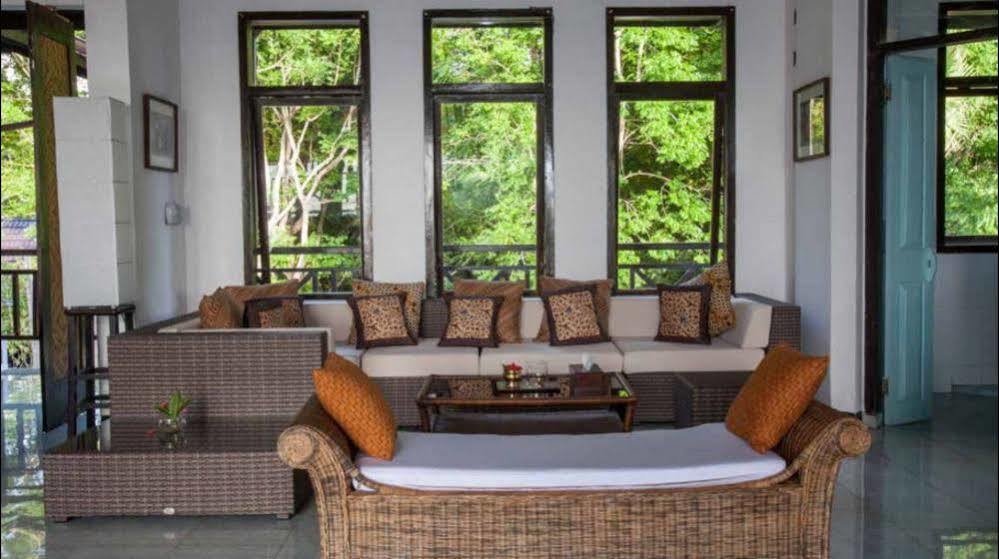 Bajo Komodo Eco Lodge Labuan Bajo Extérieur photo